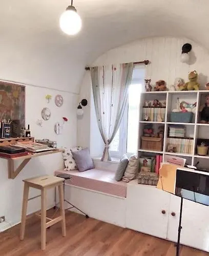 Intera Casa Tipica Ligure Con Splendida Vista Sulla Montagna Poggio (Imperia)